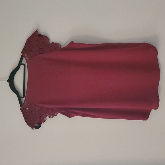 Express Small Blouse - Picture 4 of 5